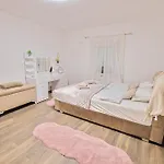 Villa Mila 1