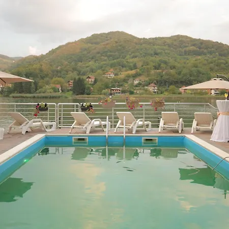 Willa Mila 1 Zvornik