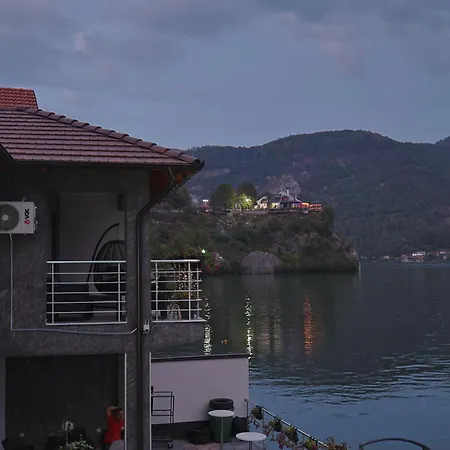 Mila 1 Willa Zvornik